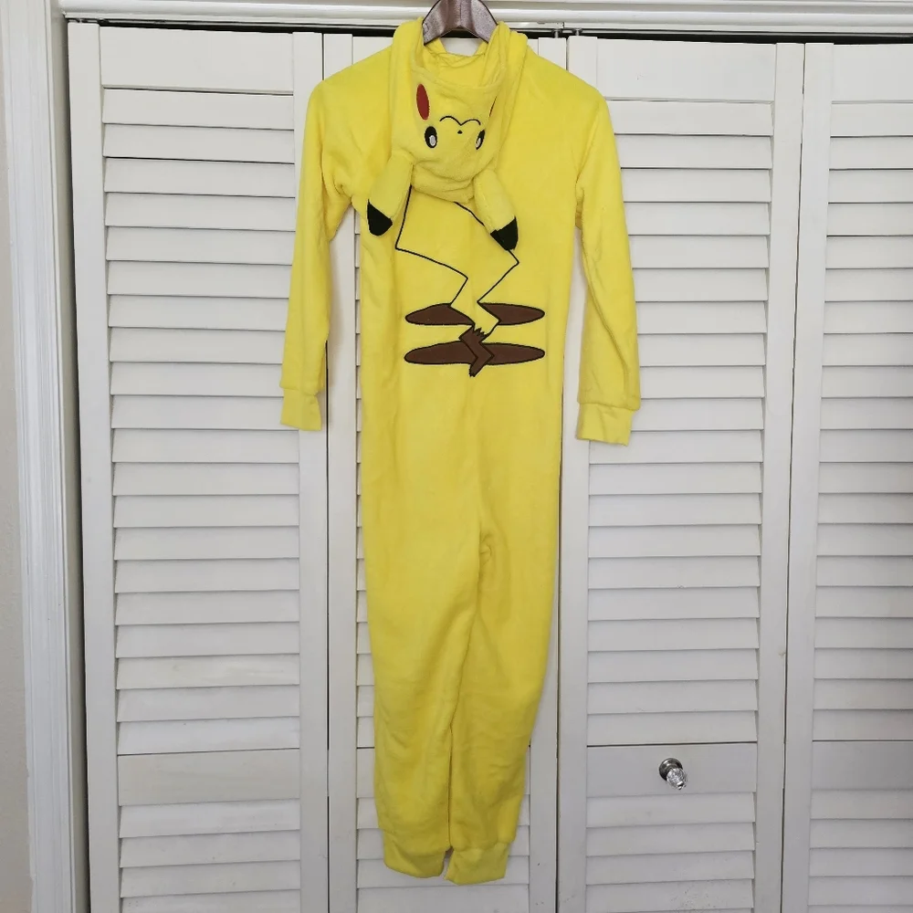 Spirit Pokemon Pikachu Costume Size Youth L 12-14 One Piece Yellow Zip Up NIP